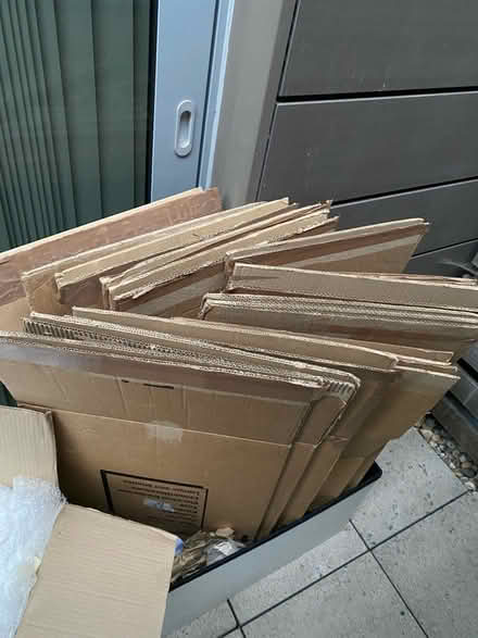 Photo of free Moving boxes and bubble wrap (N7 - Barnsbury) #2