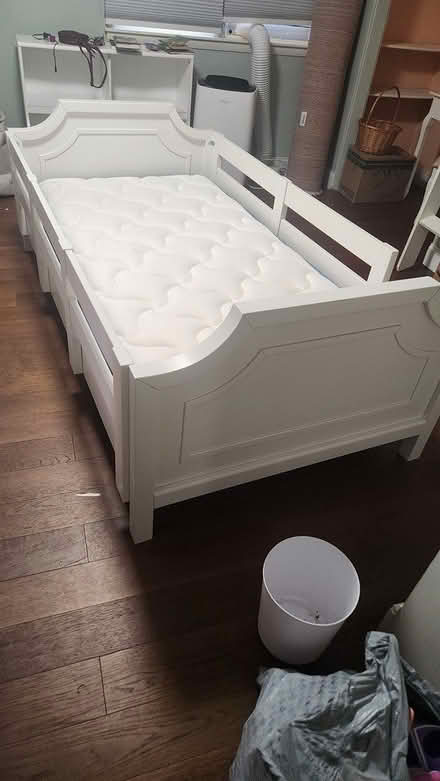 Photo of free Twin sized bed with matress (North/central) #1