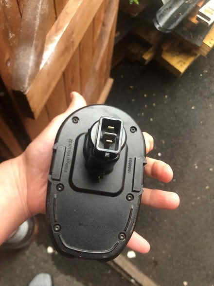 Photo of Dewalt battery (Penwortham PR1) #1