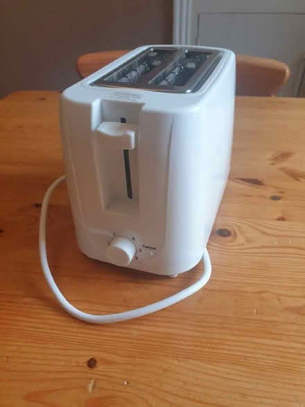 Photo of free Small white toaster (Spotland Bridge OL12) #2