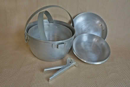 Photo of free Camping pots (Parsons Green SW6) #1