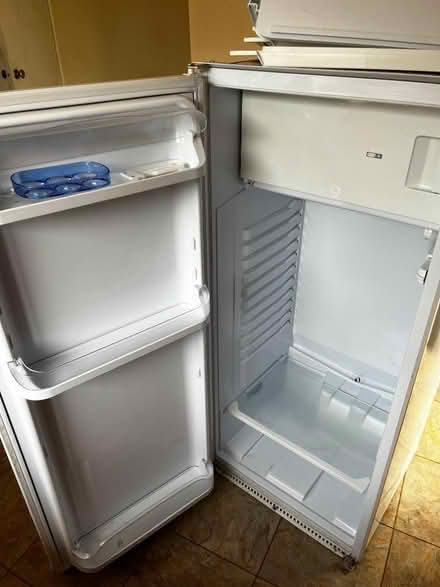 Photo of free Integrated fridge with ice box (Kirkby Lonsdale LA6) #1