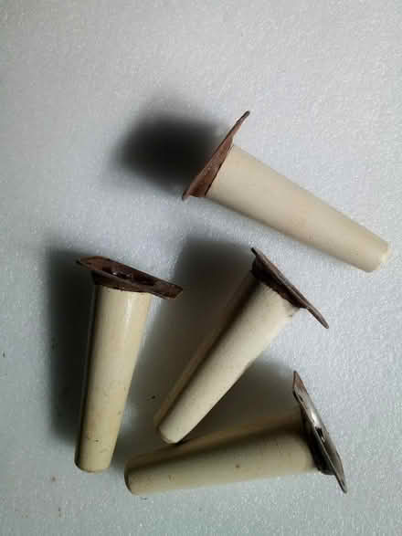 Photo of free cabinet legs (Natland LA9) #1