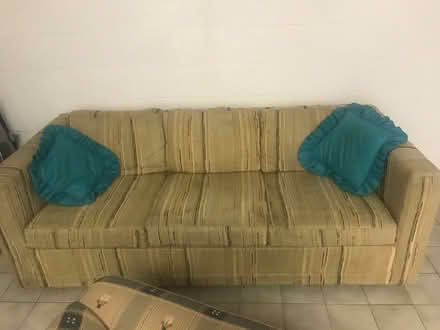 Photo of free Couch (Ann Arbor-Wagner/Scio Church) #1
