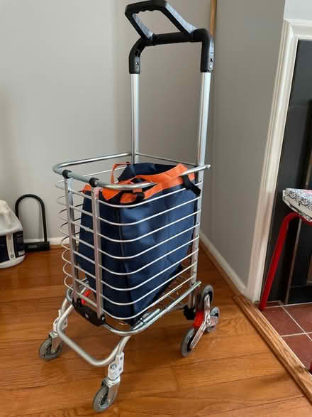 Photo of free Shopping cart (Dupont Circle) #1