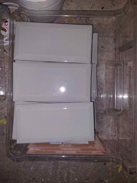 Photo of free Approx 40 light grey metro tiles (Ellenbrook M28) #1