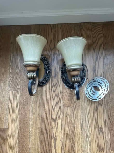 Photo of free Two pendant light fixtures (Beachwood Canyon) #1