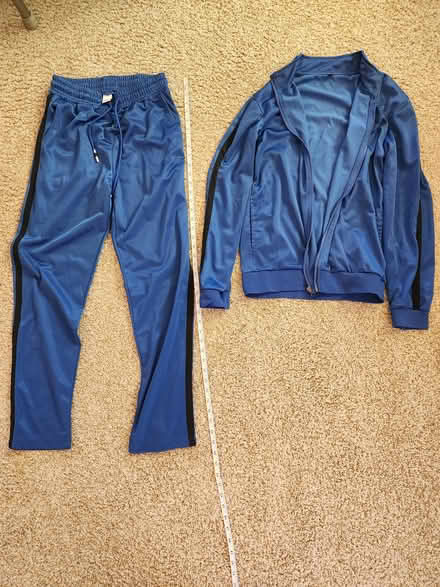 Photo of free Men's track suit - small - like new (NW Santa Rosa) #1