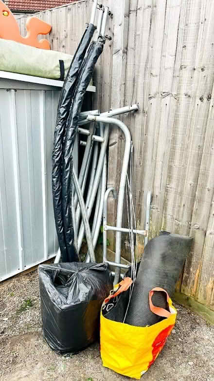 Photo of free Trampoline (SE18 2) #4