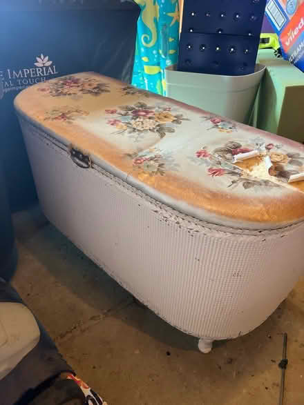 Photo of free Loyd loom style blanket box (HG5 Knaresborogh) #1