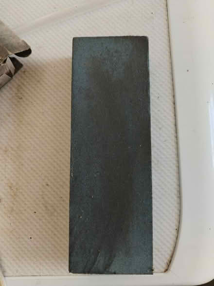Photo of free Oil based chisel knife sharpener, I'm good condition (Mill Hill BB2) #1