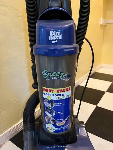 Photo of free Dirt Devil vacuum cleaner (Koreatown) #1