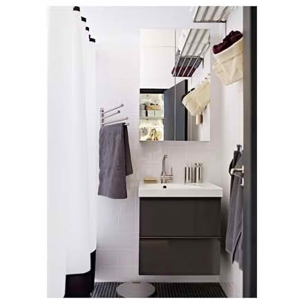 Photo of free IKEA mirror cabinet (Palisades) #1
