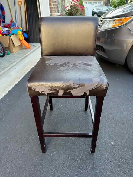 Photo of free 4 Barstools (Aldie, Va) #1