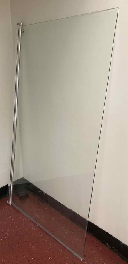 Photo of free Glass Shower screen (WC2H) #1