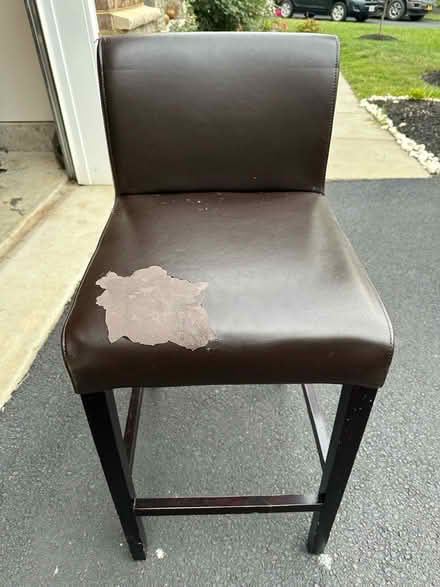 Photo of free 4 Barstools (Aldie, Va) #3