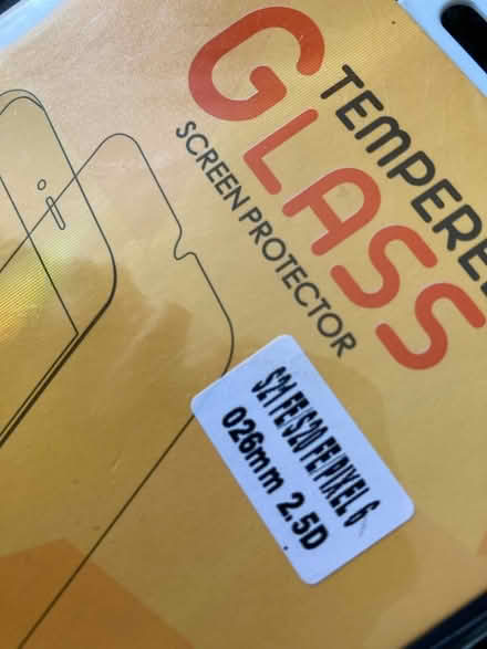 Photo of free Google phonecase & screen protector (LE2) #4