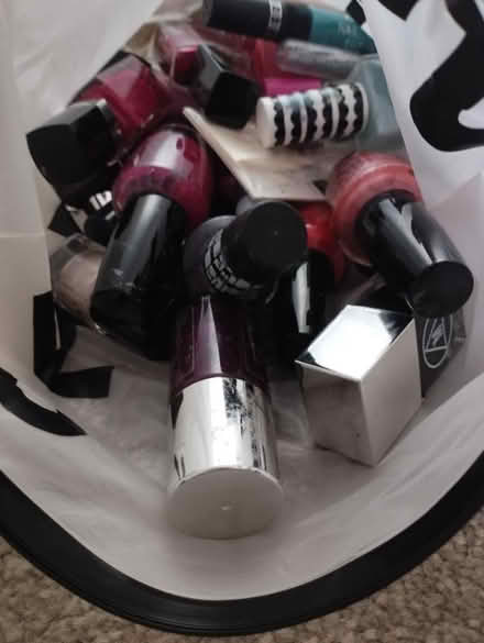 Photo of free Bag of nail polishes, nail glitter used (Farringdon Park PR1) #2