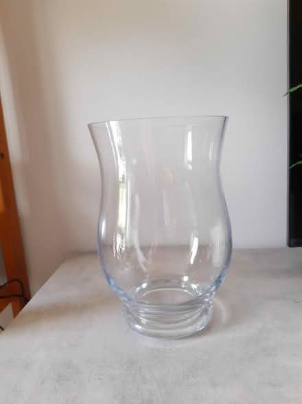 Photo of free Glass vase (Burgess Hill town centre) #1