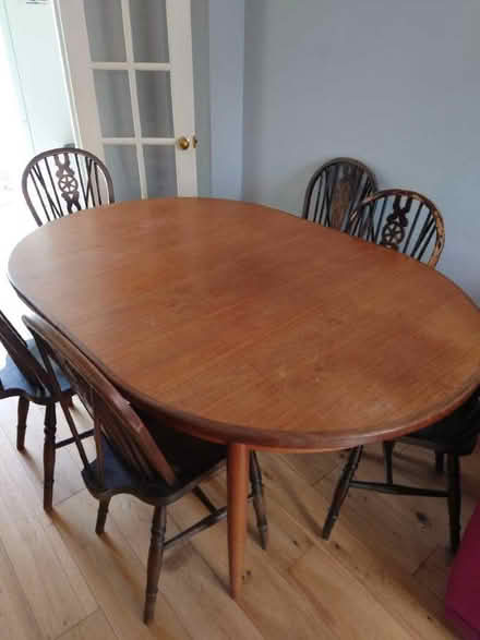 Photo of free G-Plan oval expanding table (Denmead PO7) #4