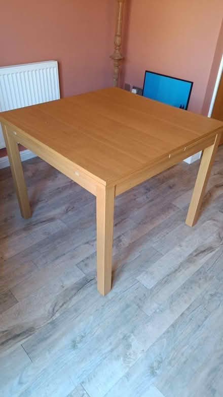 Photo of free Extendable dining table (BN43) #1