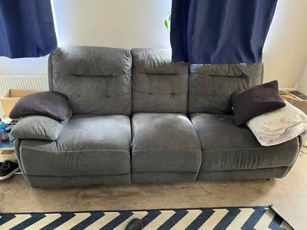 Photo of free 3-seater sofa (MK15 willen park) #1