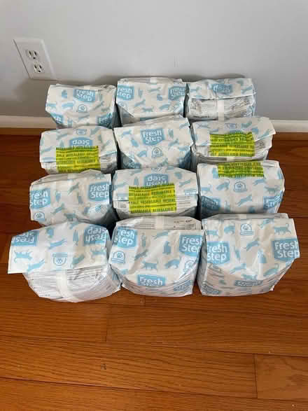 Photo of free 12 bags of cat litter (Dupont Circle) #1