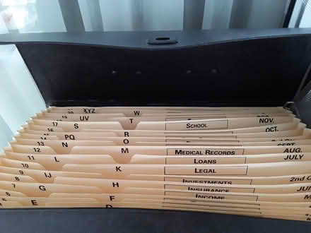Photo of free portable accordion file (Wynford) #2