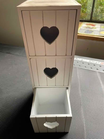 Photo of free Drawers (AL6 Ayot St Lawrence) #2