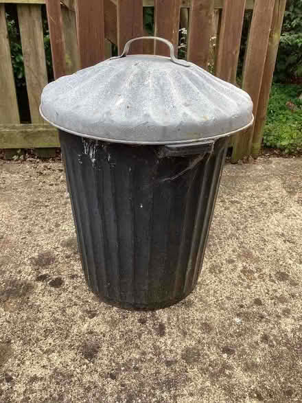 Photo of free Dustbin (Stanks LS15) #1