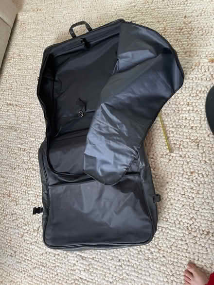 Photo of free Large leather suit bag (Highbury and Islington N1) #4