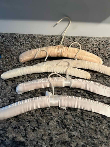 Photo of free hangers (Glenview) #1