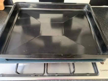 Photo of free Oven tray (SE18) #2