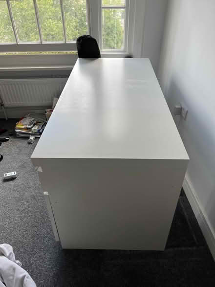 Photo of free Desk (NW8) #4