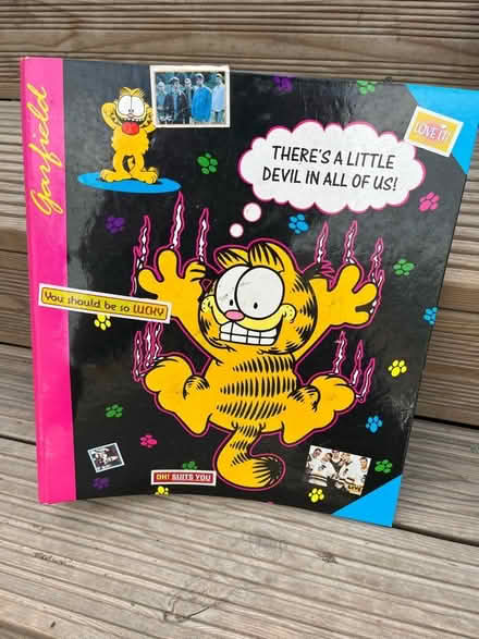 Photo of free Garfield ring binder (WF3) #1