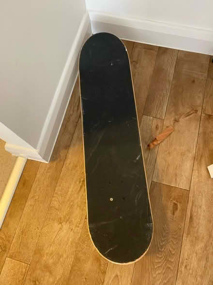 Photo of free Skateboard (Islington Green (N1)) #2