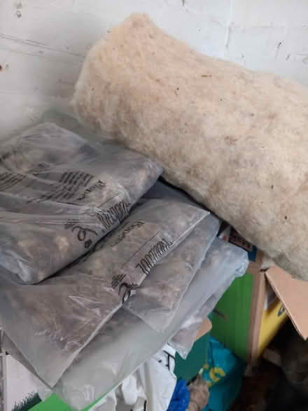 Photo of free Wool insulate (Hemel Hempstead HP2) #2