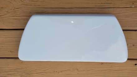 Photo of free Toilet tank cover (West side unincorporated area) #1