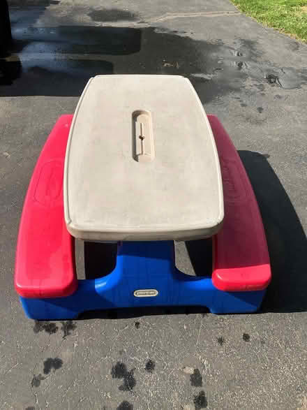 Photo of free Little Tikes table (Tonawanda) #1