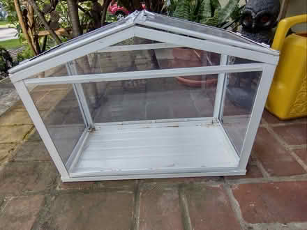 Photo of free tabletop greenhouse plant terrarium (Westwood)