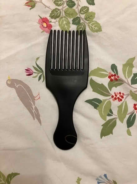 Photo of free Black comb (Palmers Green N13) #1