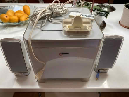 Photo of free iRhythm Speaker/iPod dock (West San Jose) #1