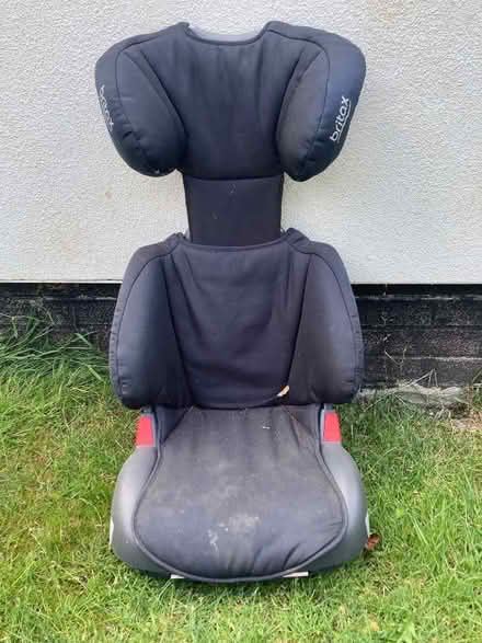 Photo of free Child’s car seat (Leckhampton GL53) #1