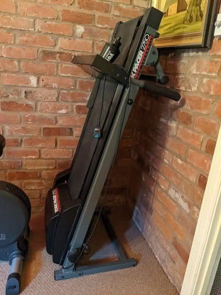Photo of free York Pacer 2750 treadmill (HR6) #1
