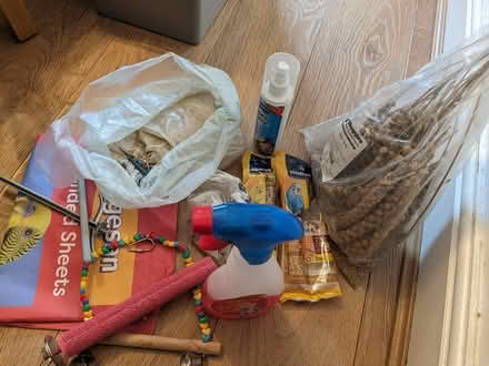 Photo of Bird cage and accessories (Biggin hill) #2