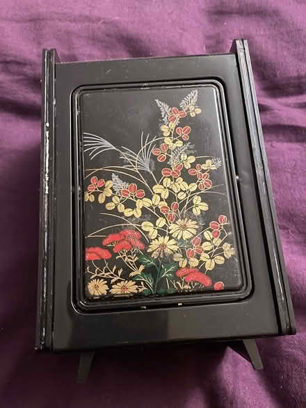 Photo of free Small Jewelry Box (Bellevue) #1