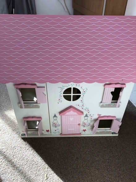 Photo of free Dolls house (TN35 clive vale) #1