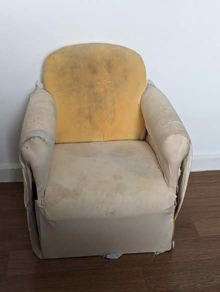 Photo of free Small childrens chair. (Malvern WR14) #1