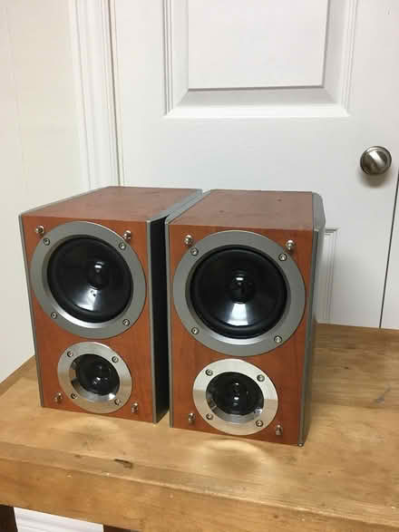 Photo of free Panasonic speakers (Mississauga - Dixie/Bloor) #1