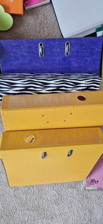 Photo of free Folders, pencils, sticker notes etc (TN40 chantry Bexhill) #1
